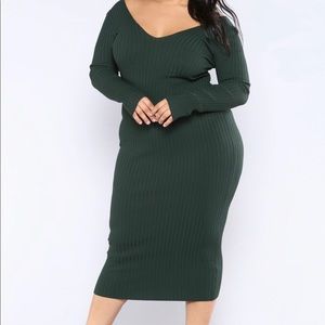 NWT *BRAND NEW/NEVER WORK* SWEATER DRESS